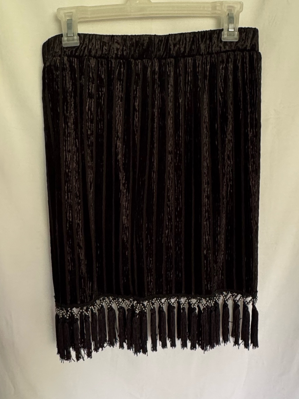 Endless Rose Black Pleated Velvet Mini Skirt With Beaded Piano Fringe St# Sy515k